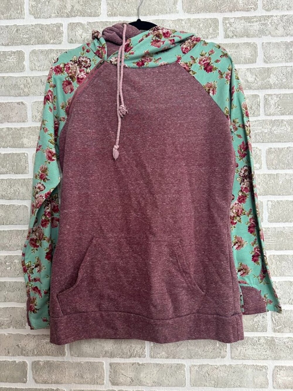 Ampersand Ave Double Hood Hoodie Floral Sleeve Women Medium Pink Green Pullover